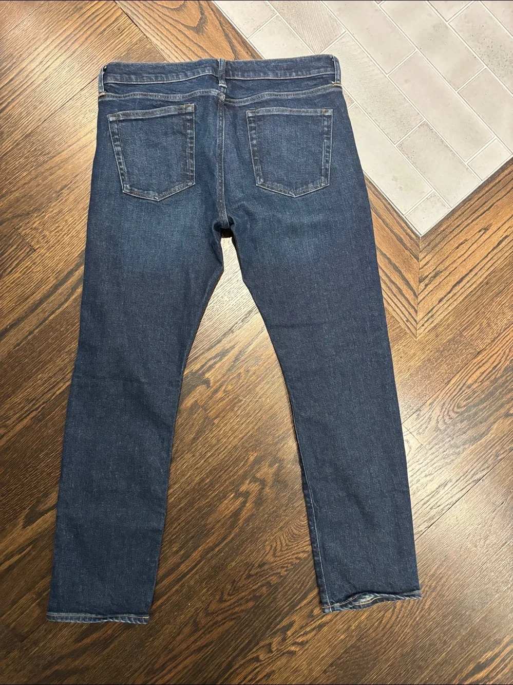 J.Crew Men’s Slim Fit Stretch Jeans in Dark Blue. W34 L 30. Never worn. NWOT